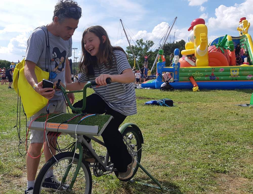 Fa14d3f90fce Telefontolto Bringa 8923